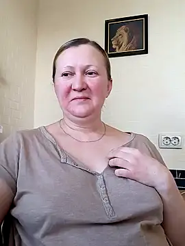 Snapshot of blondyaguar chatting on 24, 2, 2025 blondyaguar online show from 24, 2, 2025