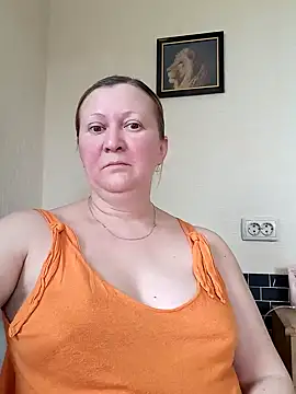 Snapshot of blondyaguar chatting on 1, 3, 2025 blondyaguar online show from 1, 3, 2025