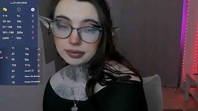 Dixi Pixi  online show from 13, 11, 2025