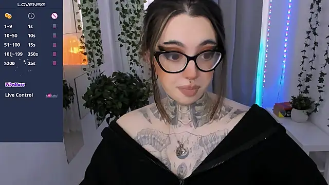 Snapshot of Dixi_Pixi_ chatting on 1, 5, 2026 Dixi Pixi online show from 1, 5, 2026