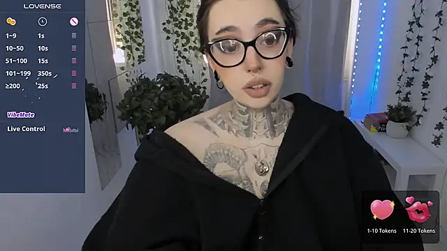 Snapshot of Dixi_Pixi_ chatting on 3, 5, 2026 Dixi Pixi online show from 3, 5, 2026