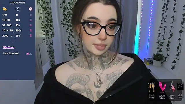 Snapshot of Dixi_Pixi_ chatting on 14, 5, 2026 Dixi Pixi online show from 14, 5, 2026