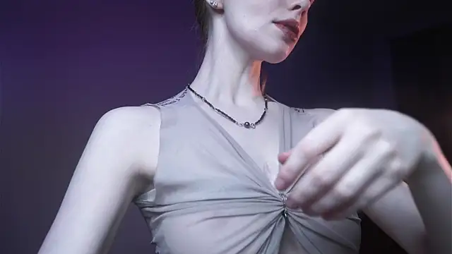 Snapshot of ginger_hugs chatting on 14, 12, 2025 ginger hugs online show from 14, 12, 2025