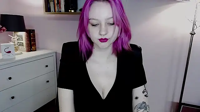 MadelineLust online show from 19, 1, 2025
