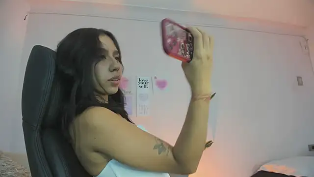 MissSussy online show from 28, 1, 2025