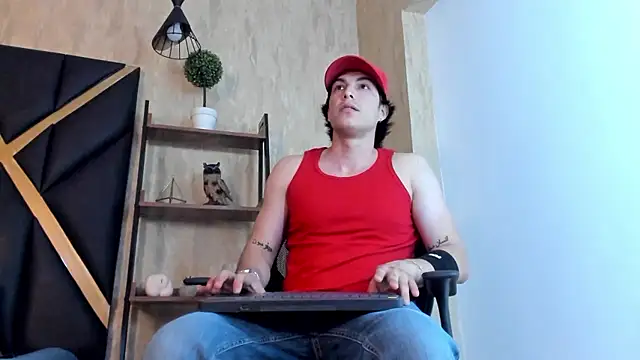 Snapshot of Karimferrer chatting on 4, 12, 2024 Karimferrer online show from 4, 12, 2024