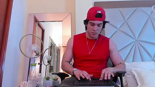 Snapshot of Karimferrer chatting on 4, 2, 2025 Karimferrer online show from 4, 2, 2025
