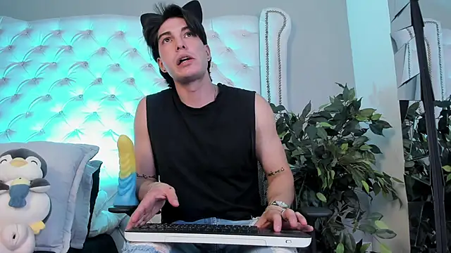 Karimferrer online show from 24, 3, 2026