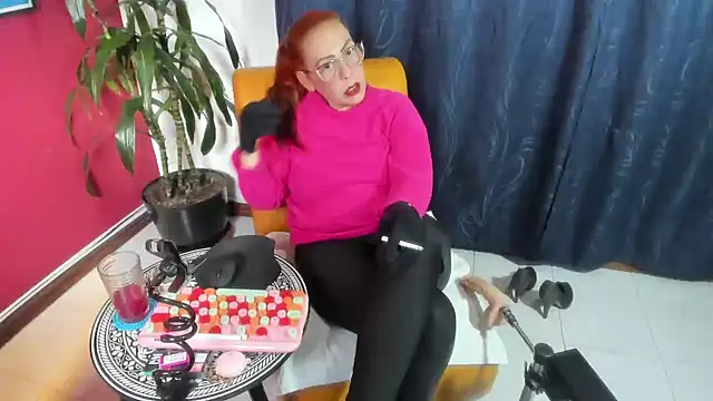 Snapshot of BrendaSex_Hot chatting on 3, 12, 2025 BrendaSex Hot online show from 3, 12, 2025