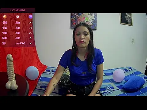 Snapshot of Hanha00 chatting on 11, 1, 2025 Hanha00 online show from 11, 1, 2025