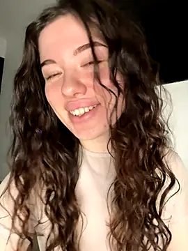 Snapshot of Kimi_Ass chatting on 24, 11, 2025 Kimi Ass online show from 24, 11, 2025