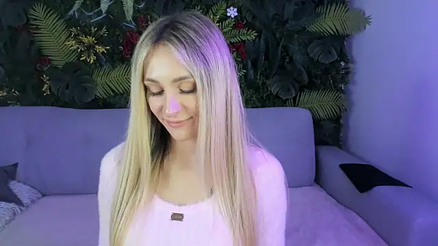 Horny Blond online show from 7, 11, 2025