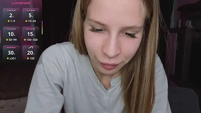 Snapshot of Elis_Fox chatting on 14, 4, 2026 Elis Fox online show from 14, 4, 2026