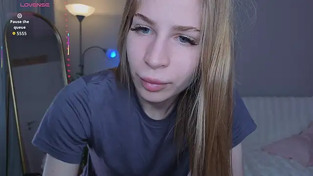 Snapshot of Elis_Fox chatting on 25, 4, 2026 Elis Fox online show from 25, 4, 2026