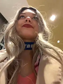 Snapshot of Times__Square chatting on 28, 12, 2024 Times Square online show from 28, 12, 2024