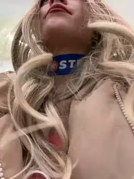 Snapshot of Times__Square chatting on 28, 12, 2024 Times Square online show from 28, 12, 2024