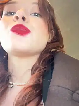 Snapshot of Times__Square chatting on 1, 3, 2025 Times Square online show from 1, 3, 2025