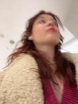 Snapshot of Times__Square chatting on 2, 3, 2025 Times Square online show from 2, 3, 2025