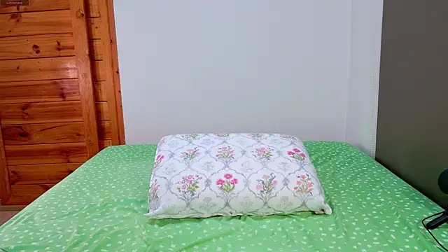 Cee chalynn online show from 3, 1, 2025