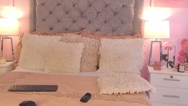 AshleyFerrer online show from 16, 3, 2025