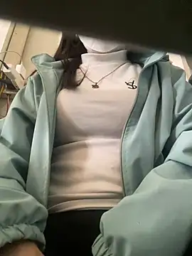 Tuongvy05 online show from 1, 1, 2025