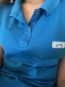 Tuongvy05 online show from 15, 11, 2025