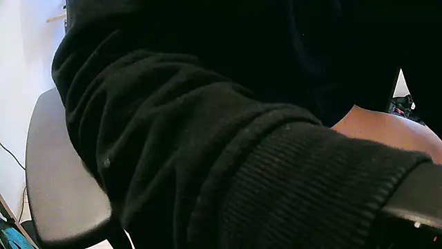 Snapshot of skinnyandthick chatting on 5, 3, 2025 skinnyandthick online show from 5, 3, 2025