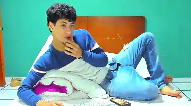 Chandler ken online show from 6, 3, 2025