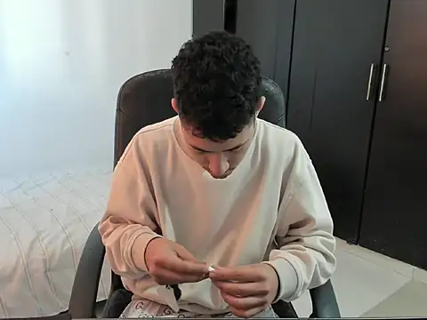 Chandler ken online show from 9, 9, 2025