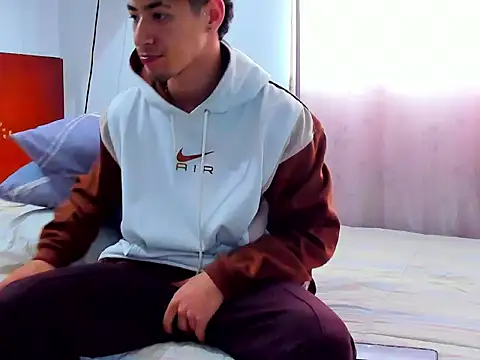 Chandler ken online show from 28, 11, 2025