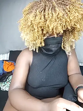 smileyboobs1 online show from 11, 11, 2025