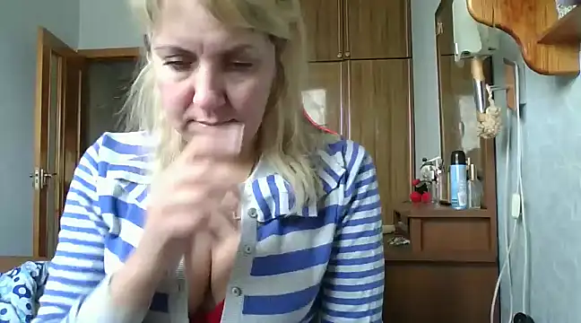 Snapshot of IrinaB1 chatting on 24, 2, 2025 IrinaB1 online show from 24, 2, 2025