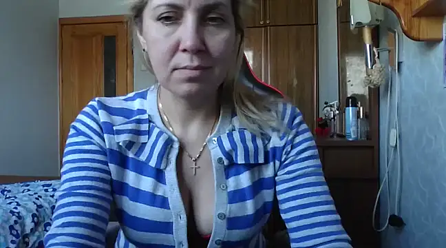 Snapshot of IrinaB1 chatting on 25, 2, 2025 IrinaB1 online show from 25, 2, 2025