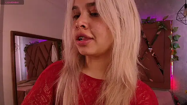 Haelycute online show from 21, 10, 2025