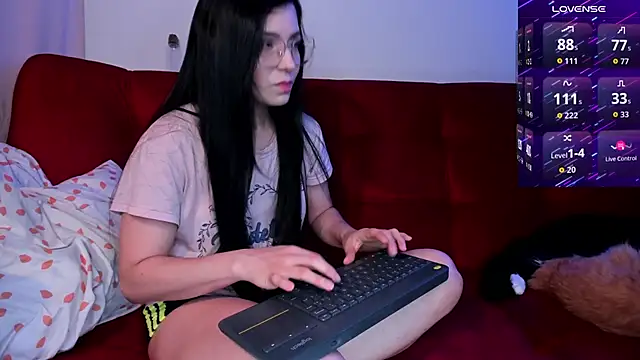 ohpetitemuse online show from 15, 1, 2026