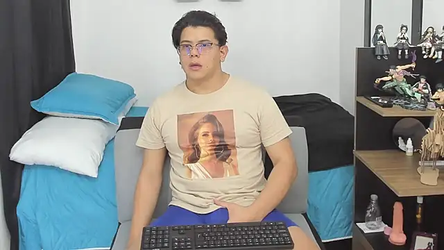 Snapshot of Siul_bigboy chatting on 10, 9, 2025 Siul bigboy online show from 10, 9, 2025