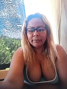 Snapshot of Afroditabichota chatting on 21, 9, 2025 Afroditabichota online show from 21, 9, 2025