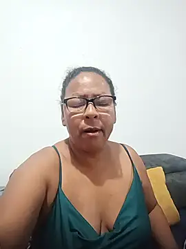 Afroditabichota online show from 27, 10, 2025