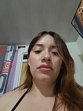 valery mora online show from 17, 4, 2026