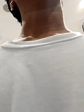 Snapshot of _Ottis_ chatting on 10, 1, 2025 Ottis online show from 10, 1, 2025