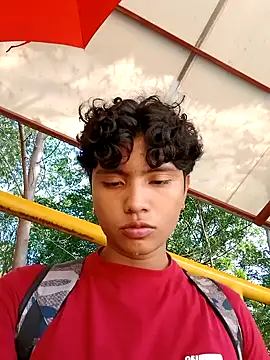 Snapshot of _Ottis_ chatting on 11, 1, 2025 Ottis online show from 11, 1, 2025