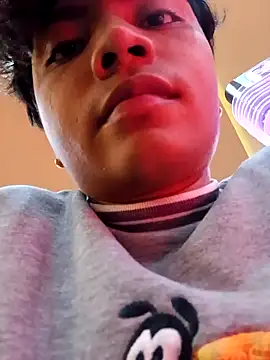 Snapshot of _Ottis_ chatting on 16, 1, 2025 Ottis online show from 16, 1, 2025