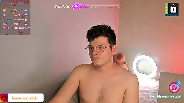 Snapshot of _Ottis_ chatting on 17, 1, 2025 Ottis online show from 17, 1, 2025