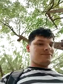 Snapshot of _Ottis_ chatting on 18, 2, 2025 Ottis online show from 18, 2, 2025