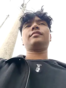 Snapshot of _Ottis_ chatting on 15, 3, 2025 Ottis online show from 15, 3, 2025