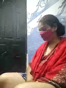 Snapshot of kirti__arora chatting on 2, 12, 2024 kirti arora online show from 2, 12, 2024