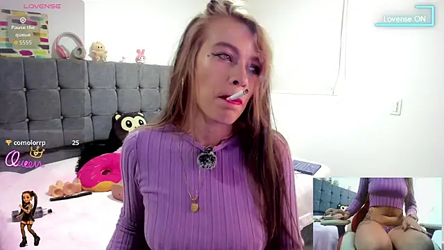 Snapshot of sweetlittlelisa chatting on 28, 6, 2026 sweetlittlelisa online show from 28, 6, 2026