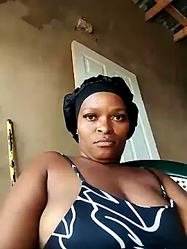 Snapshot of lovelyassbitch chatting on 12, 1, 2025 lovelyassbitch online show from 12, 1, 2025