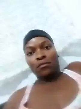 Snapshot of lovelyassbitch chatting on 4, 2, 2025 lovelyassbitch online show from 4, 2, 2025