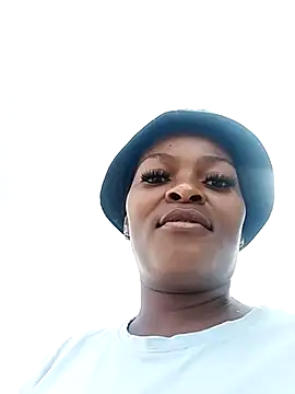 Snapshot of lovelyassbitch chatting on 22, 3, 2025 lovelyassbitch online show from 22, 3, 2025